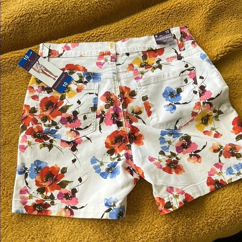 NWT Floral Print Shorts